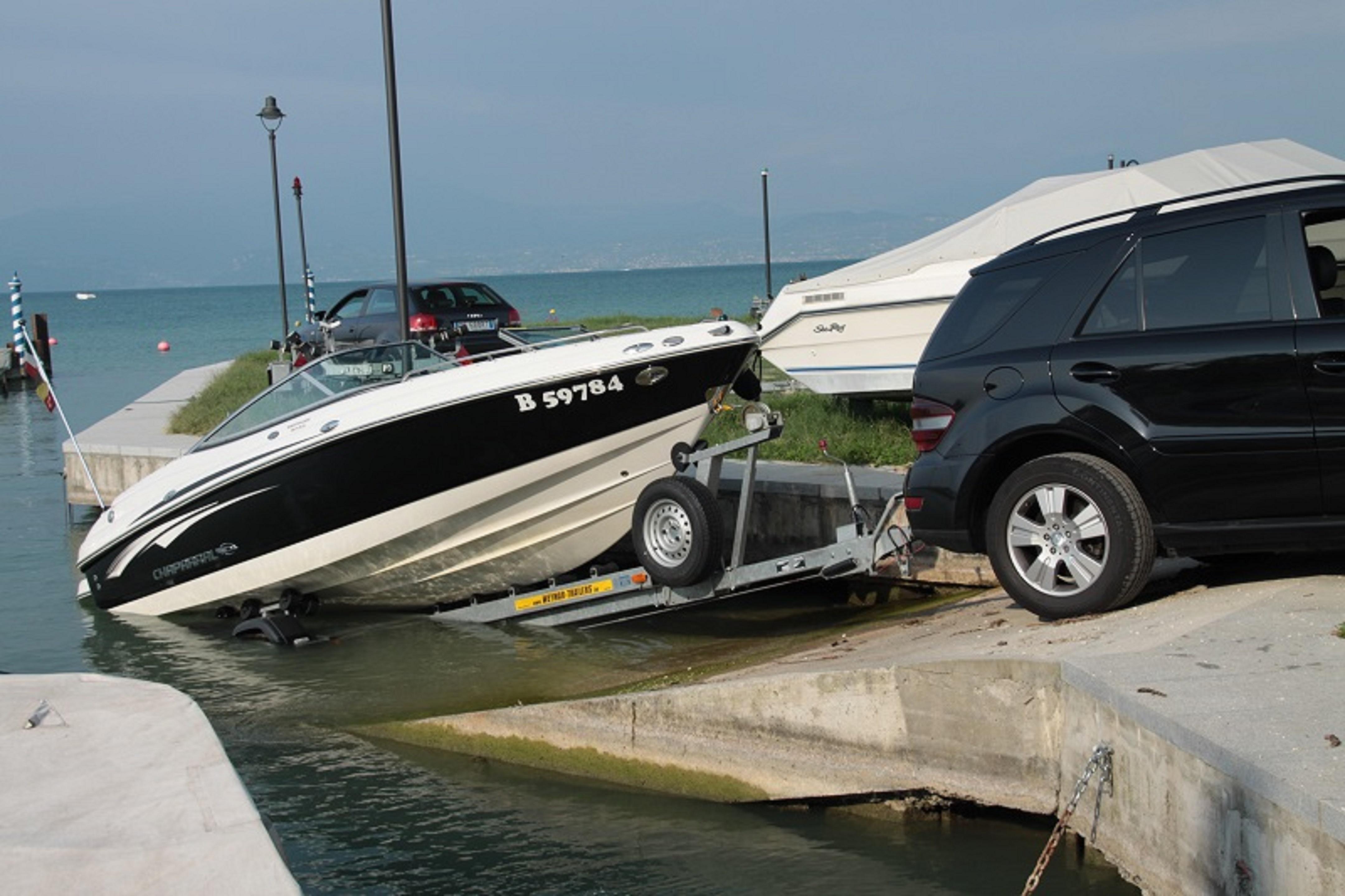 Yachting Hotel Mistral Sirmione Exterior foto